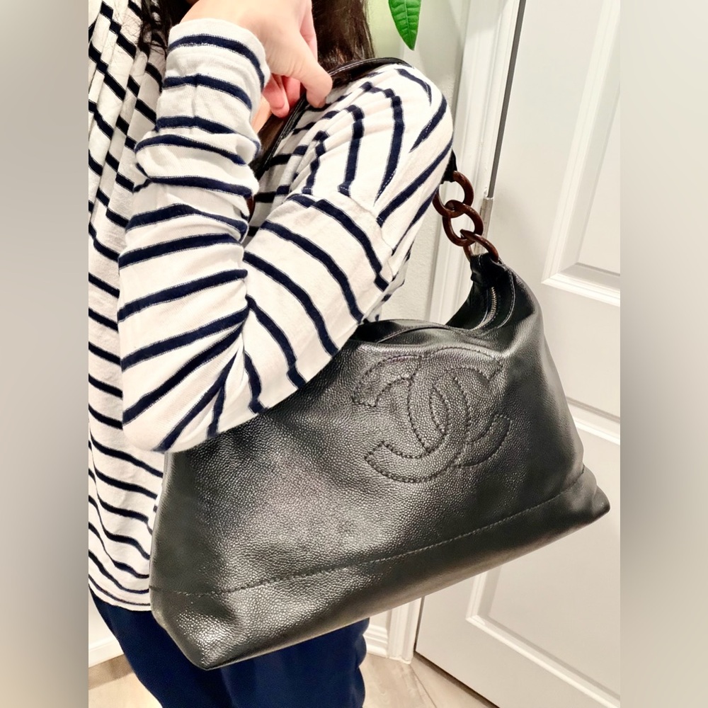 Auth CHANEL Black CC Caviar Large Hobo Bag, 14.9” x 10.2”